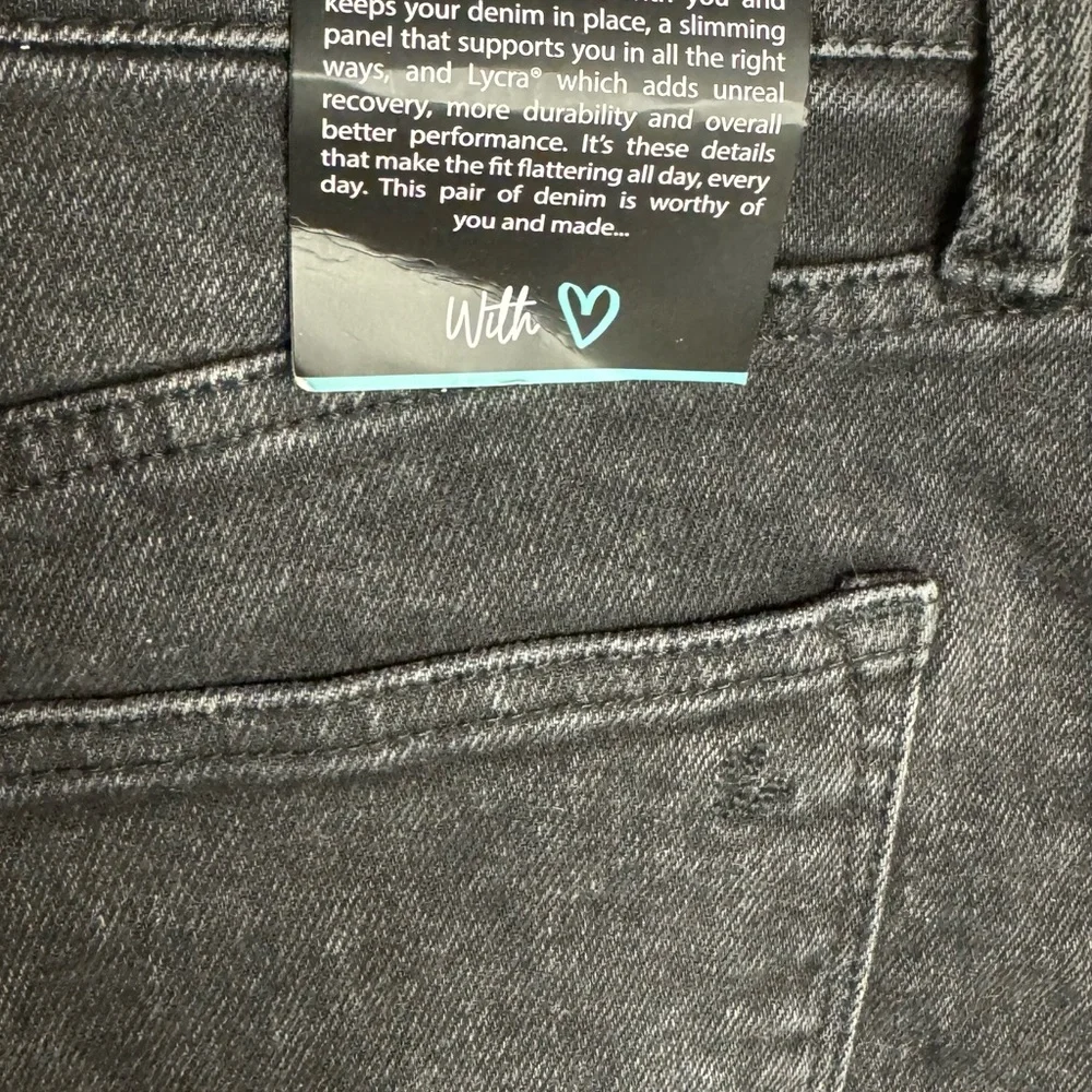 LuLaRoe Women's Flare Eclipse Wash Black Denim Jeans Size 32 - Picture 6 of 9